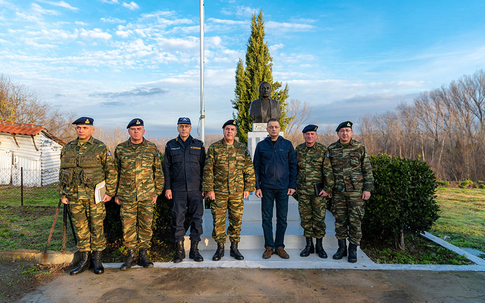 Ο ΥΦΕΘΑ Αλκιβιάδης Στεφανής επιθεώρησε τα έργα και τις κοινές δράσεις Στρατού-Αστυνομίας στον Εβρο-2