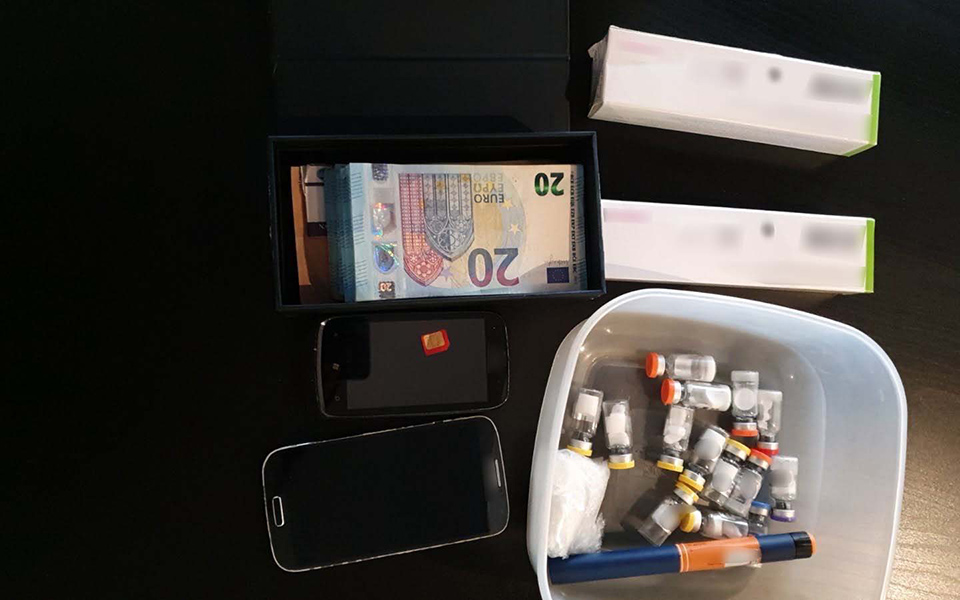 Εξαρθρώθηκε διεθνές κύκλωμα διακίνησης παράνομων αναβολικών (φωτογραφίες)-4