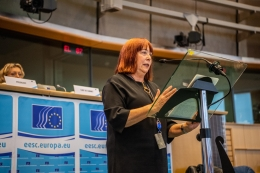 Η δράση για την ενδυνάμωση των γυναικών βραβεύεται από την ΕΟΚΕ-1