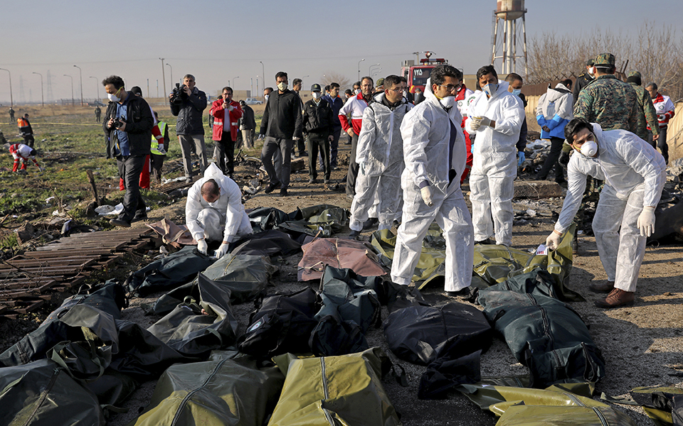 Ερωτηματικά για τη συντριβή του Boeing με 176 νεκρούς στο Ιράν (βίντεο – φωτογραφίες)-2