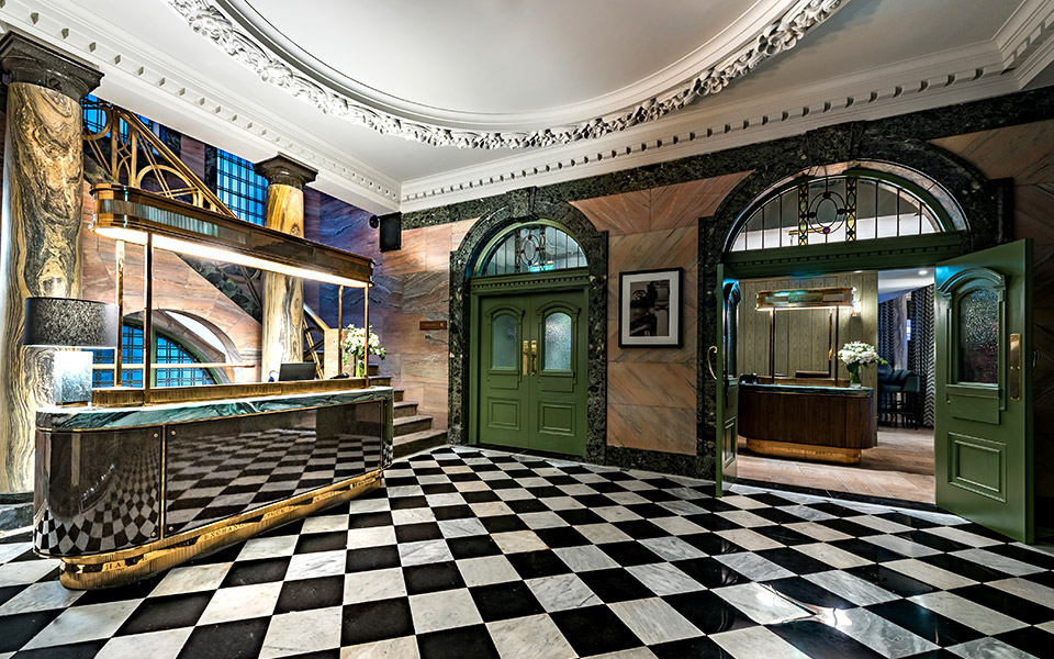 Αρχίζει το ματς…-1