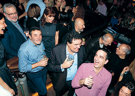 Η «Κ» έκοψε την πίτα της για το νέο έτος σε ένα αξέχαστο πάρτι, με πολύ χορό-2