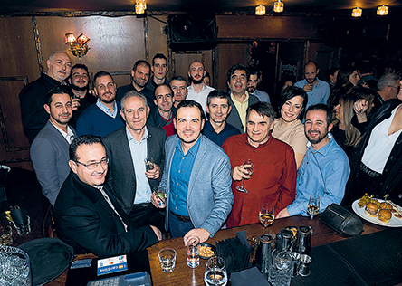 Η «Κ» έκοψε την πίτα της για το νέο έτος σε ένα αξέχαστο πάρτι, με πολύ χορό-3