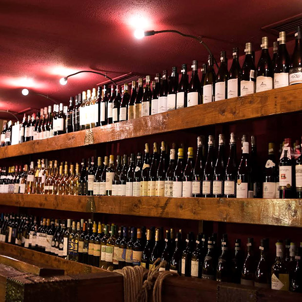 Γεύσεις και αρώματα από την πληρέστερη wine list της Αθήνας-1