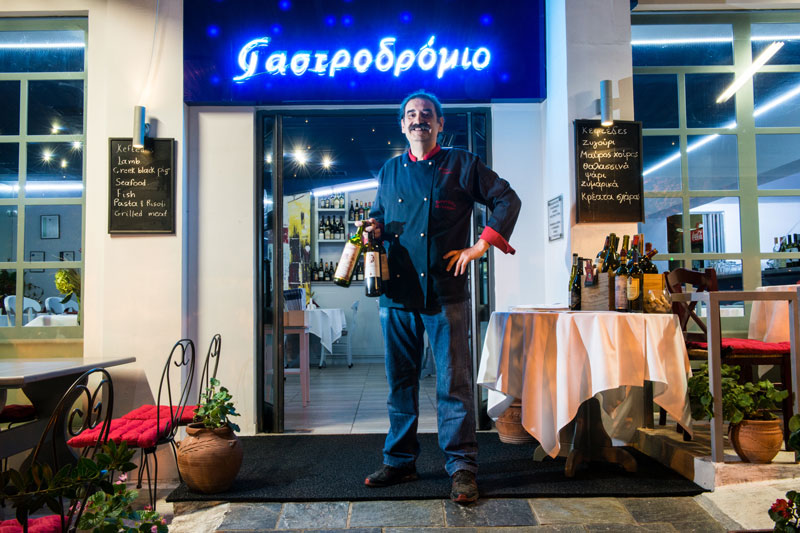 Γαστροδρόμιο εν Ολύμπω: 700 ετικέτες κρασιού – 30 είδη τυριών-2