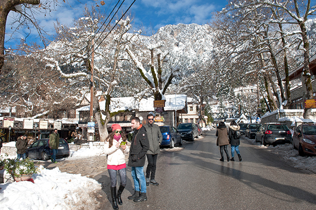 Ελάτη – Περτούλι: Με χιόνι είναι αλλιώς-1