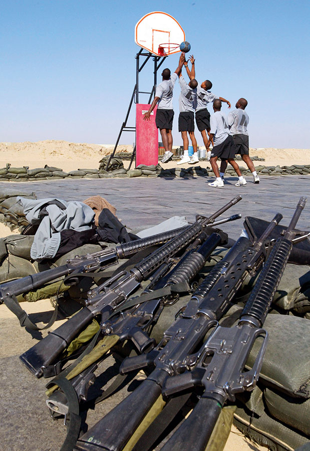 Ο θείος Σαμ τους χρειάζεται-1