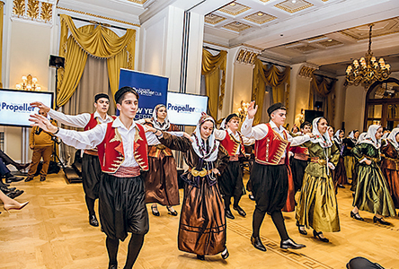 To Propeller Club του Πειραιά έκοψε την πίτα με ούριο άνεμο-2