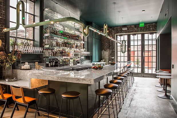 Κλείστε δωμάτιο στην πυροσβεστική-1