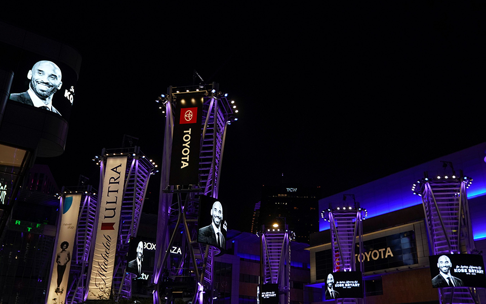 «Σ’ αγαπάμε Κόμπι»: Παγκόσμια συγκίνηση για τον θάνατο του Κόμπι Μπράιαντ-4