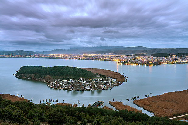 Ιωάννινα: Βόλτες σε δρόμους παλιούς-1