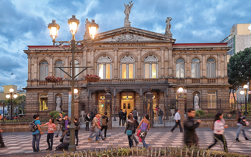 “Ταξίδια”, αυτή την Κυριακή με την Καθημερινή ταξιδεύουμε Μονεμβασιά και Κόστα Ρίκα.-9