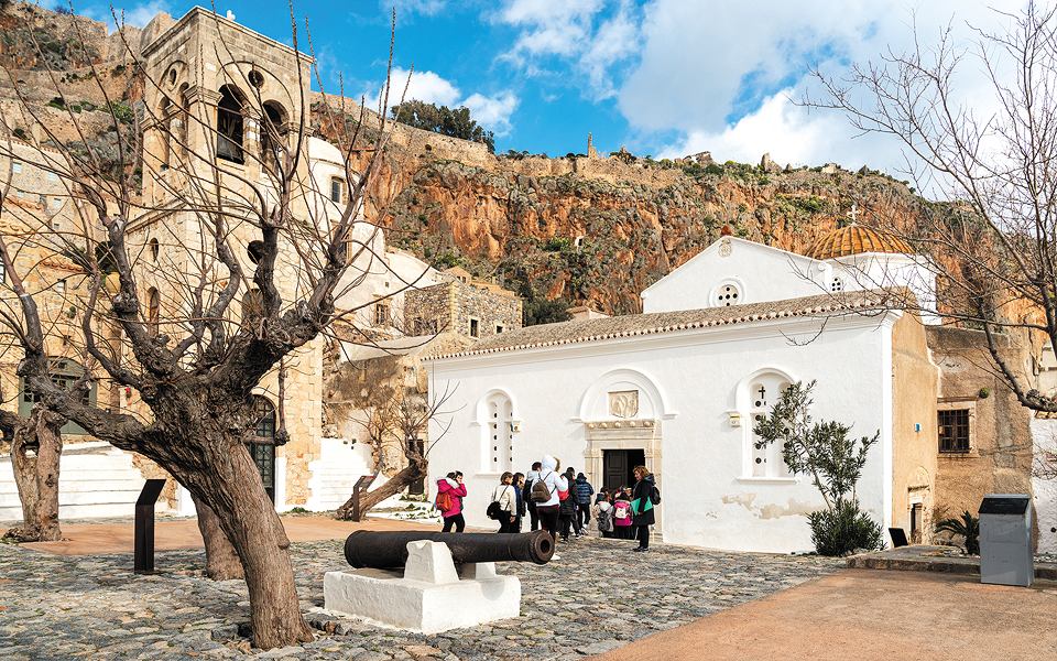 “Ταξίδια”, αυτή την Κυριακή με την Καθημερινή ταξιδεύουμε Μονεμβασιά και Κόστα Ρίκα.-5