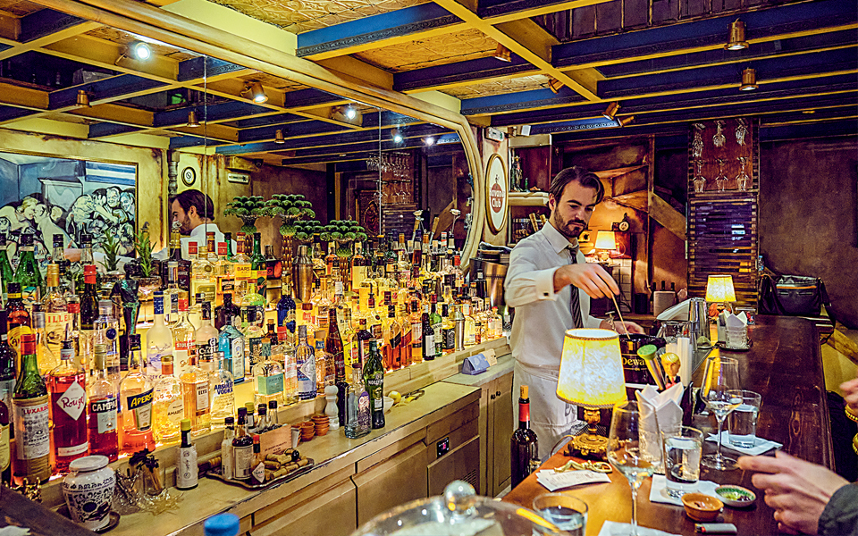 TAΞΙΔΙΑ, αυτή την Κυριακή με την Καθημερινή γνωρίζουμε τη χειμωνιάτικη Καλαμάτα και οργανώνουμε τις αποδράσεις μας για τις Απόκριες.-2