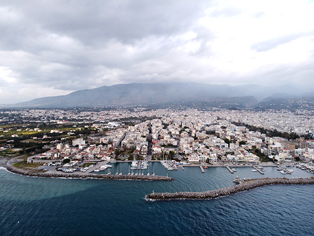 Στην Καλαμάτα δεν πλήττεις-1