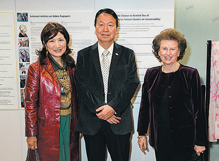 Εγκαινιάστηκε η έκθεση της Ντέμπρα Ράποπορτ στο Μουσείο Λαλαούνη-1