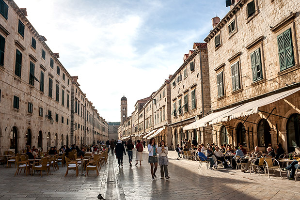 Nτουμπρόβνικ: Βόλτα στο King’s Landing-2
