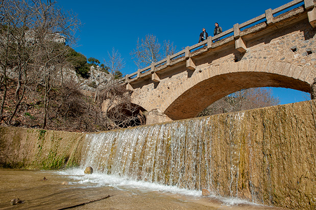 Οροπέδιο Φενεού: Τόπος διαφυγής-5