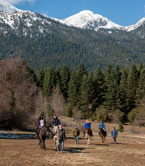 Οροπέδιο Φενεού: Τόπος διαφυγής-1
