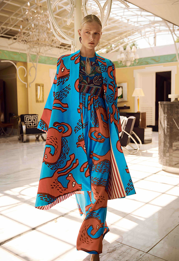 Η εμπριμέ φαντασία μιας Ελληνίδας του κόσμου-2