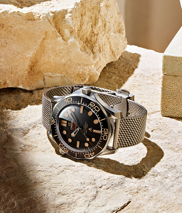 OMEGA Seamaster Diver 300M 007 Edition-2