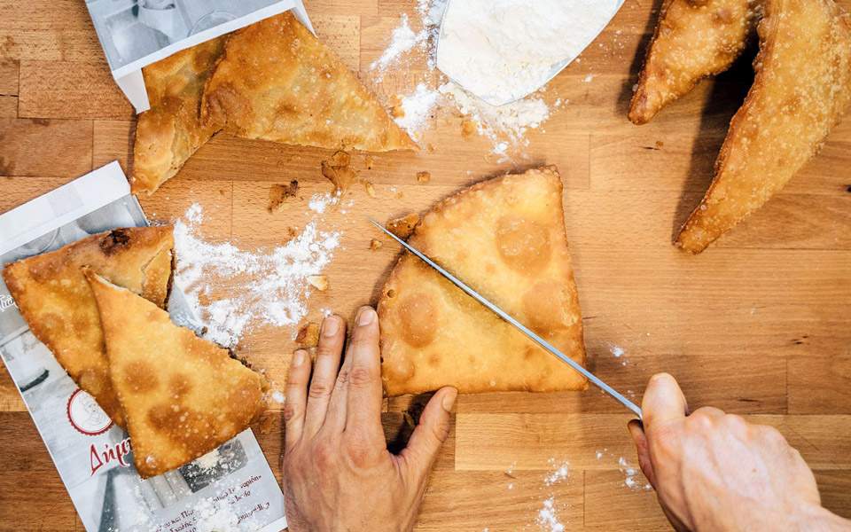 Αφιέρωμα: πίτες και τάρτες για όλη την οικογένεια (17 συνταγές)-4