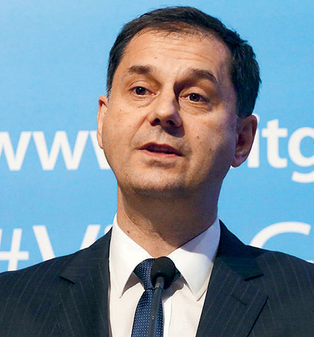 Κίνδυνος να χαθεί  η τουριστική σεζόν-1