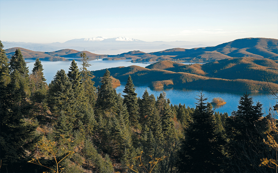 ΤΑΞΙΔΙΑ, αυτή την Κυριακή με την Καθημερινή θυμόμαστε την τελευταία μας εξόρμηση στη Λίμνη Πλαστήρα, κάνουμε εικονική περιήγηση στα μουσεία του κόσμου και παρακολουθούμε ταξιδιωτικά ντοκιμαντέρ στο Netflix.-1