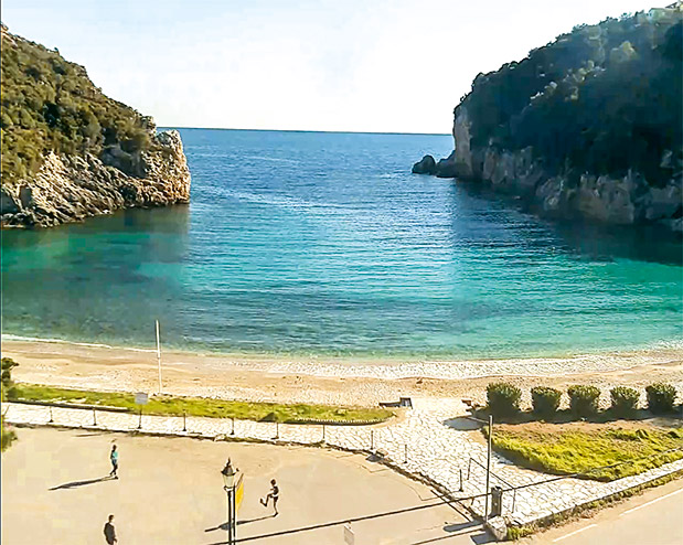 Κόβοντας κίνηση στον κόσμο-5