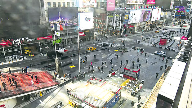 Κόβοντας κίνηση στον κόσμο-3