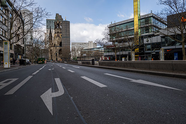 Ο Γερμανός πρέσβης Ερνστ Ράιχελ στην «Κ»: «Η συζήτηση για έκδοση ευρωομόλογου συνεχίζεται»-1