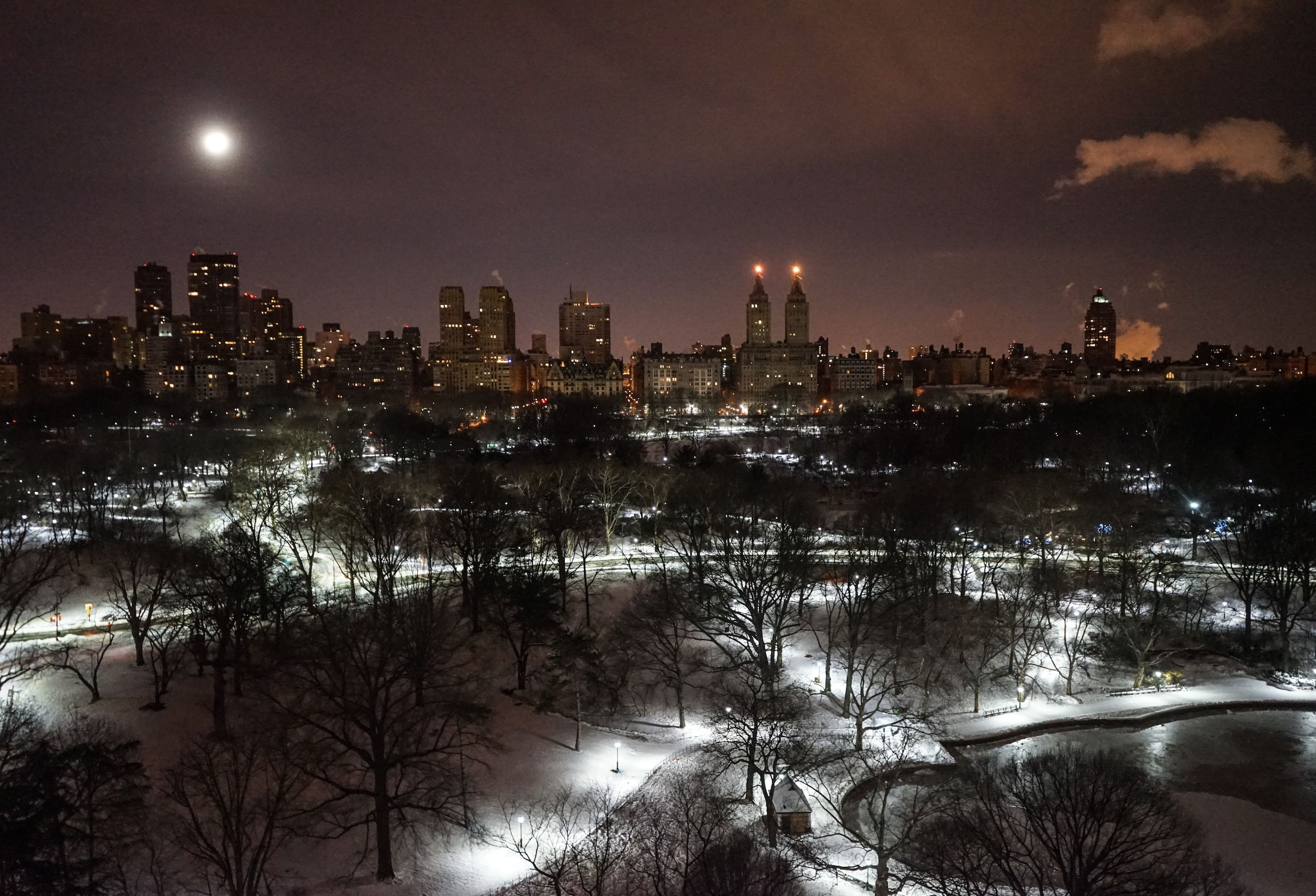 #Stayhome Ρόμπερτ Μακέιμπ: Φωτογραφίζοντας τη Νέα Υόρκη από το παράθυρό του-3