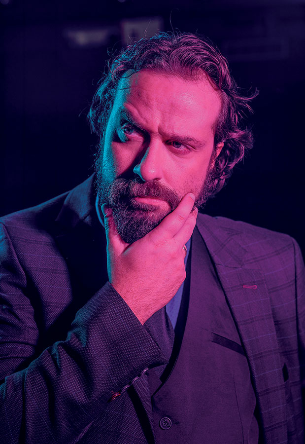 Τέσσερις stand-up κωμικοί κι ένας ηθοποιός περιγράφουν τις ημέρες της απομόνωσης με τον δικό τους ξεχωριστό τρόπο-2