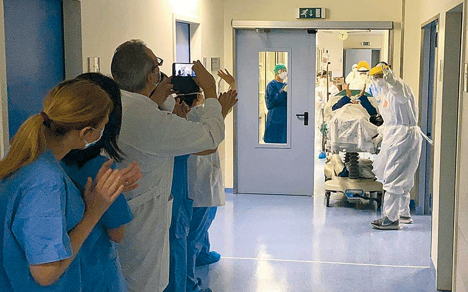 Διαβάστε στην «Καθημερινή της Κυριακής»-4