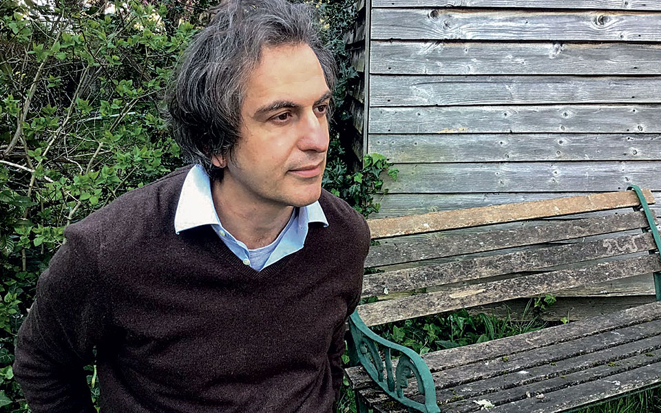 Πάνος Καρνέζης: «Nαι, νομίζω οτι γινόμαστε καλύτεροι…»-1