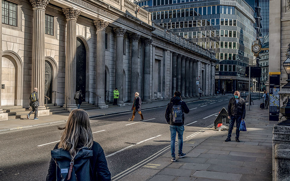 Πάνος Καρνέζης: «Nαι, νομίζω οτι γινόμαστε καλύτεροι…»-2