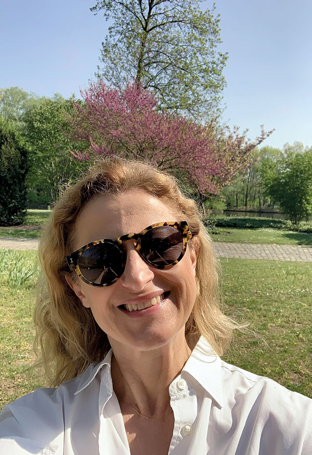 H καραντίνα αλλού-2