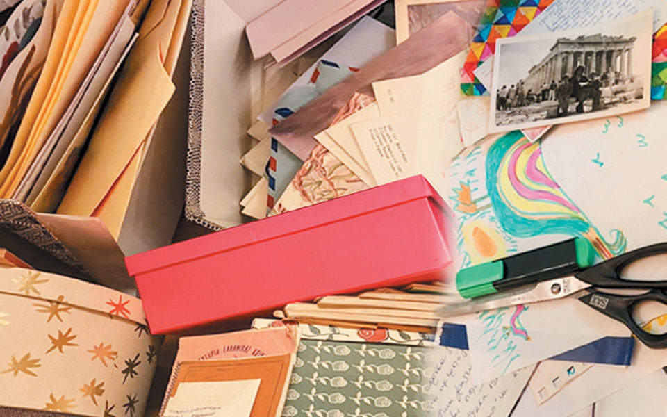 #Stayhome Εβίτα Αράπογλου: σημειώματα και εικόνες για μικρές ιστορίες-1