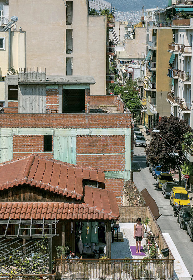Όταν το μπαλκόνι μας έγινε το νέο «έξω»-4