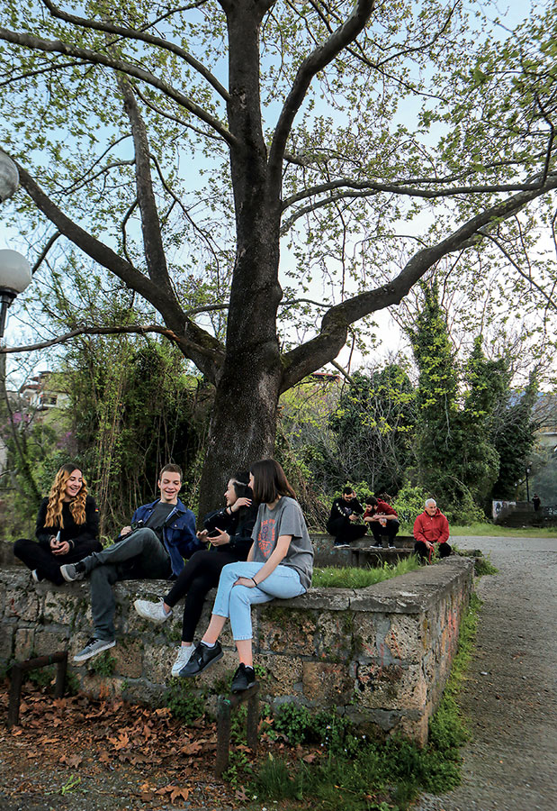 Πώς μοιάζει η ζωή σε μια πόλη με μηδενικά κρούσματα;-3