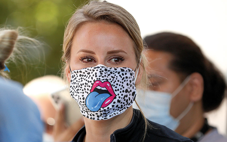 Μάσκες: μια νέα μάχη αρχίζει-4