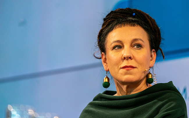 Η λογοτεχνία σε αέναη κίνηση-2