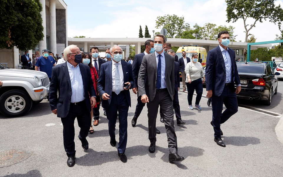 Επίσκεψη Μητσοτάκη στο νοσοκομείο ΑΧΕΠΑ της Θεσσαλονίκης (φωτογραφίες)-1