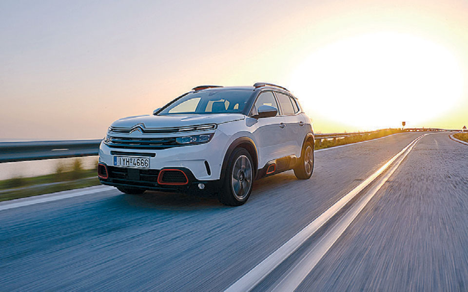 Ταξιδεύοντας με… μαγικό χαλί-1