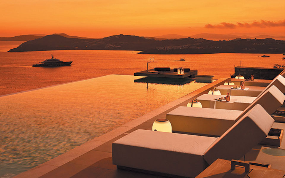 Εκατομμυριούχοι ψάχνουν για εξοχικό στην Ελλάδα-1