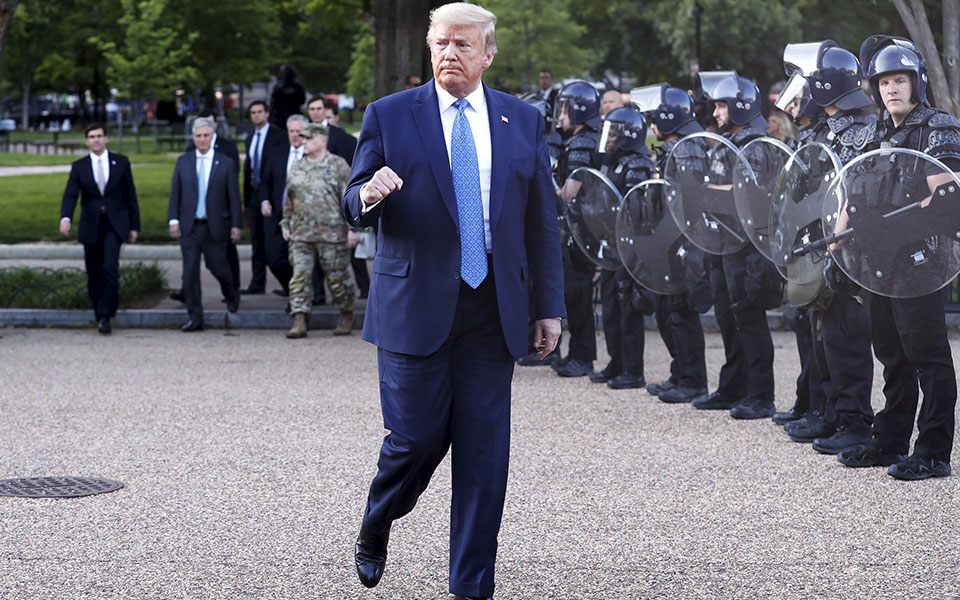 Ιατροδικαστική έκθεση: «Ανθρωποκτονία» ο θάνατος του Τζορτζ Φλόιντ – Απαγόρευση κυκλοφορίας στο Μανχάταν-4