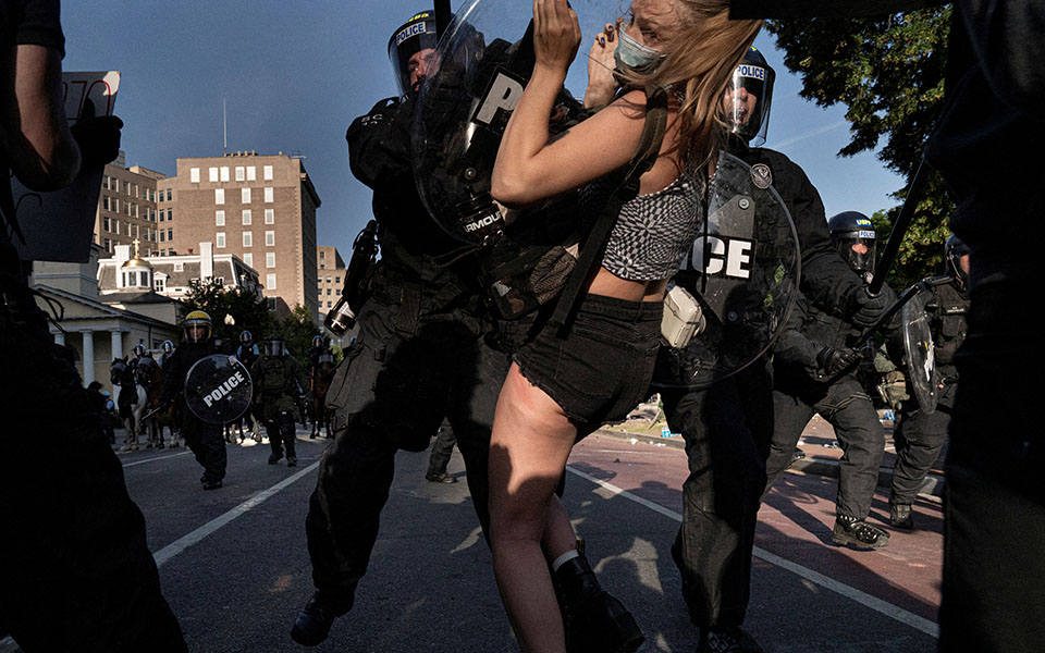 Ιατροδικαστική έκθεση: «Ανθρωποκτονία» ο θάνατος του Τζορτζ Φλόιντ – Απαγόρευση κυκλοφορίας στο Μανχάταν-3