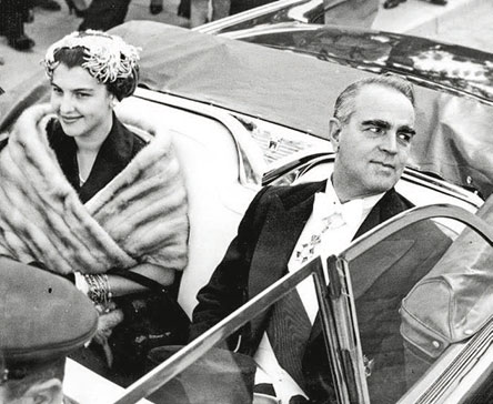 Αμαλία Μεγαπάνου: Η κομψότητα είναι η μόνη ομορφιά που δεν σβήνει ποτέ-2