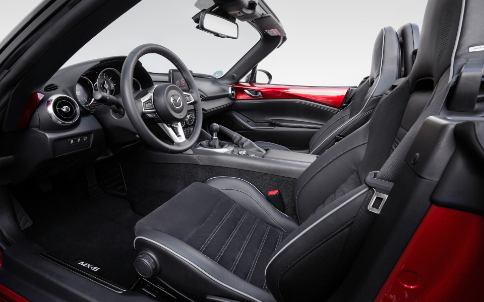 Το Mazda ΜΧ-5 ανανεώθηκε (τιμές)-1