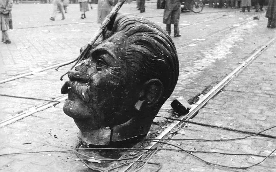 Ο «πόλεμος» με το παρελθόν και το ρετούς της Ιστορίας-1